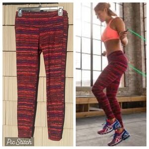 Athleta Retreat Chaturanga tight, size small, red